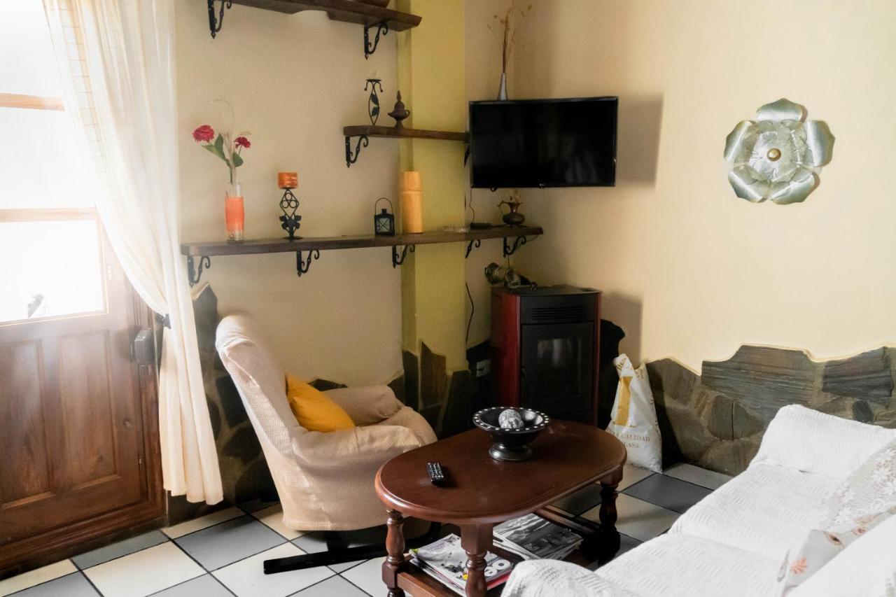 Lanjaron Rural Apartamentos エクステリア 写真